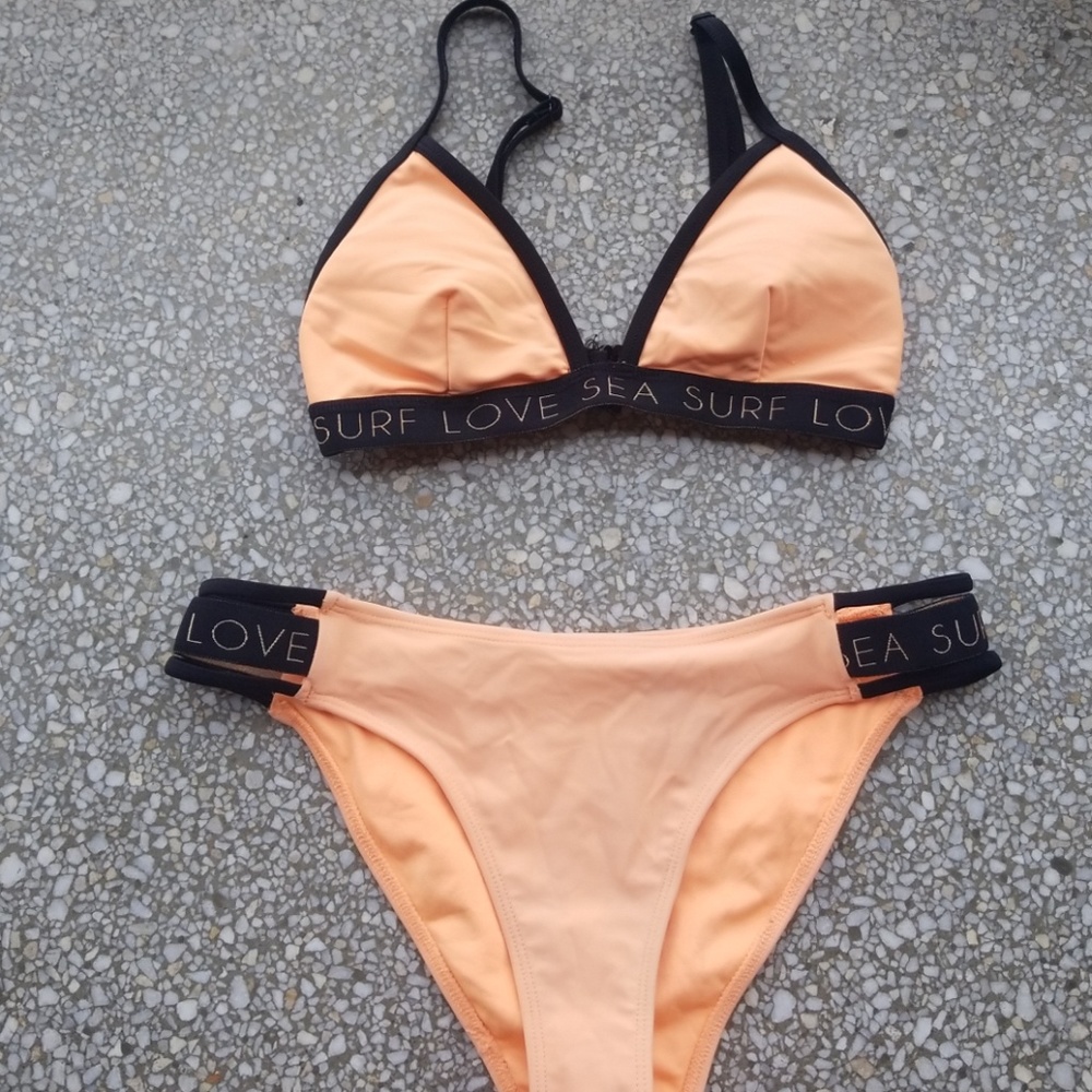 Swim suit
